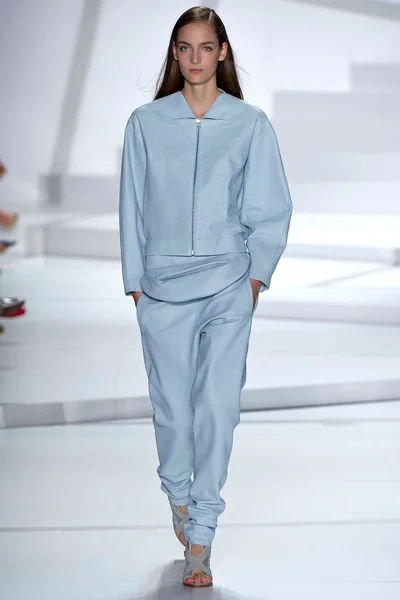 Look 26